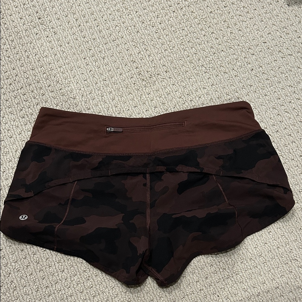 lululemon athletica Women's Dark Camo Shorts